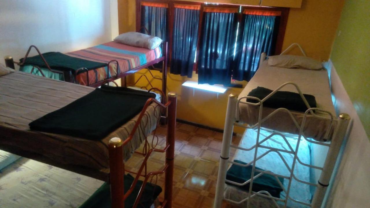 מנדוזה Campo Base Youth Hostel מראה חיצוני תמונה